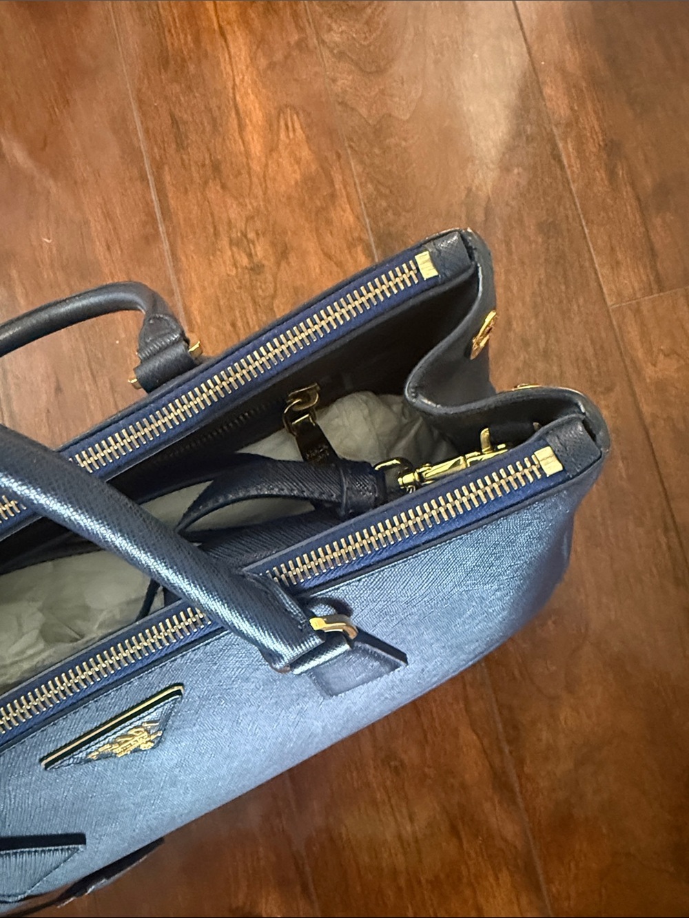 Prada Galleria large Saffiano leather bag - Picture 17 of 17